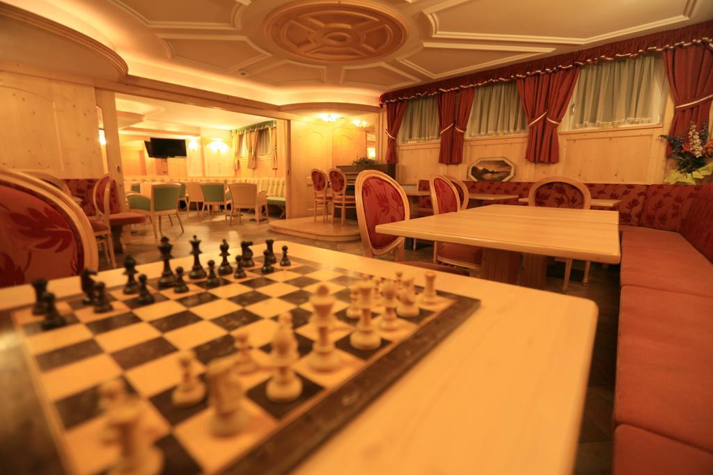 Hotel Laurin Canazei Quarto foto